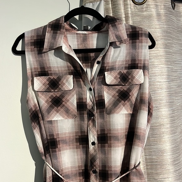 Casual Dress - Picture 2 of 4